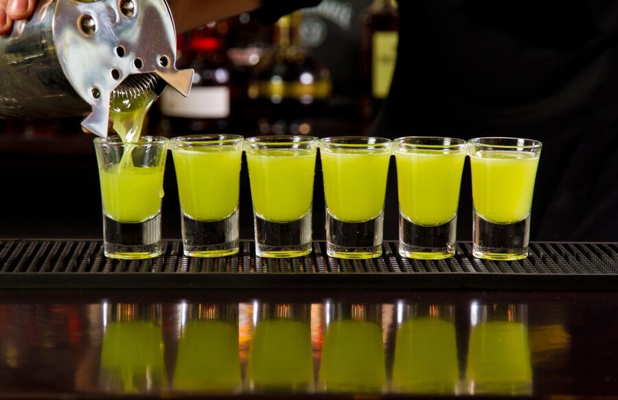 6-10 Vodka Shots Private Tasting Tour at Best Warsaw Bars - The 3-hour tour: 8 shots across three venues (the food helps)