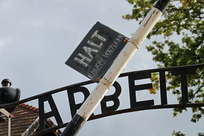 Auschwitz day tour from Warsaw by private car with lunch - Auschwitz I: the first camp section and what your guide will frame