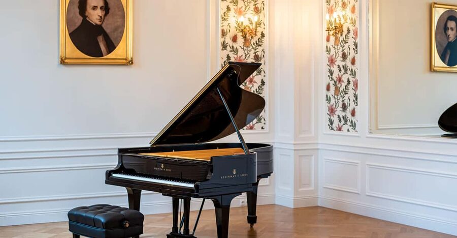 Chopin Concerts at Fryderyk Concert Hall - Inside Fryderyk Concert Hall: elegant rooms and a listening-focused layout