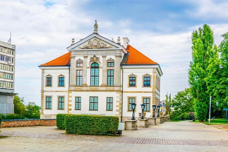 Chopin Tour in Warsaw with Skip-the-line Museum & Concert - Why Chopin’s Warsaw Trail Feels Different