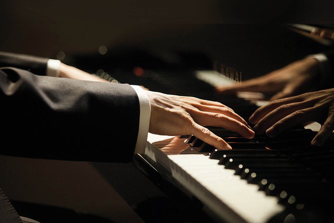 Daily live piano Chopin's concerts at 6:30 pm in the Warsaw Archdiocese Museum - Who This Warsaw Chopin Concert Fits Best