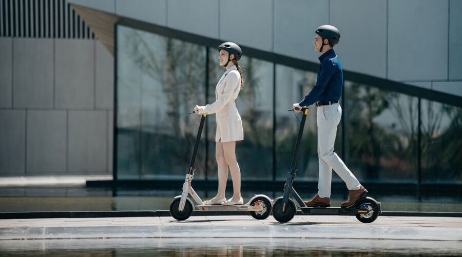 Electric Scooter Tour: Full Tour - 3-Hours of Magic! - Markets, Museums, and Fountains: Curie, New Town, and Multimedia Park