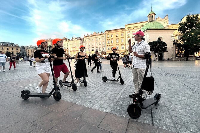 Electric Scooter Tour: Old Town Tour - 1,5-Hour of Magic! - Royal Castle, Sigismund’s Column, and Castle Square: the tour’s historical anchor