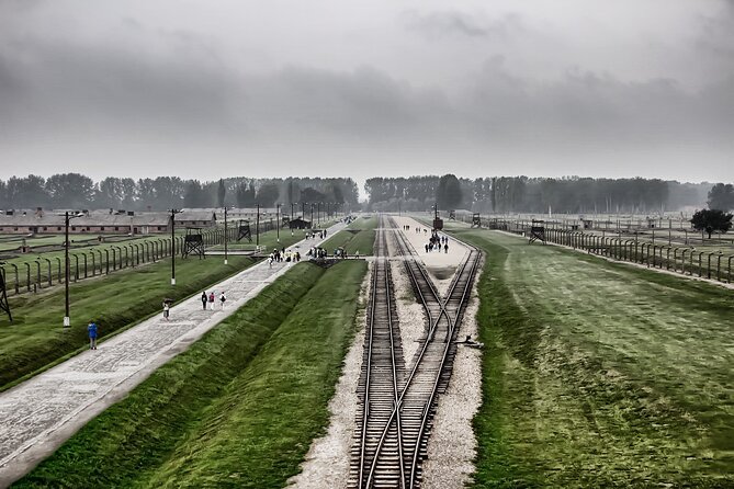 From Warsaw: Auschwitz-Birkenau Tour with Premium Train Transportation - From pickup to headsets: how the tour is run on the ground