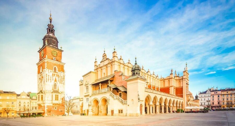 From Warsaw: Guided Tour to Wieliczka Salt Mine and Krakow - FAQ