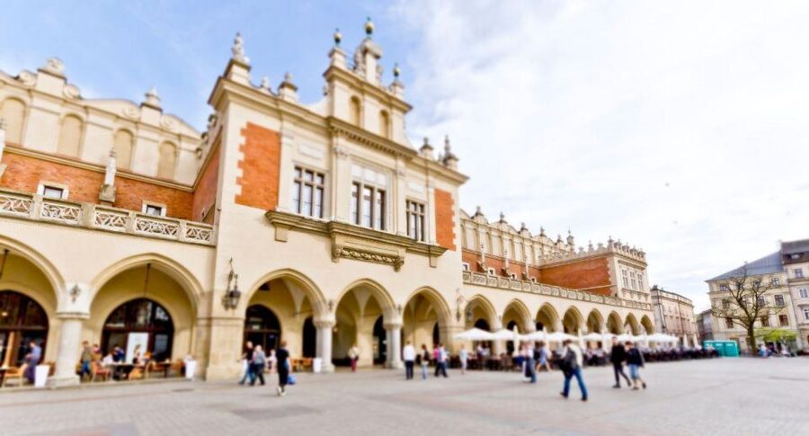 From Warsaw: Guided Tour to Wieliczka Salt Mine and Krakow - Who this tour suits best (and who should rethink it)