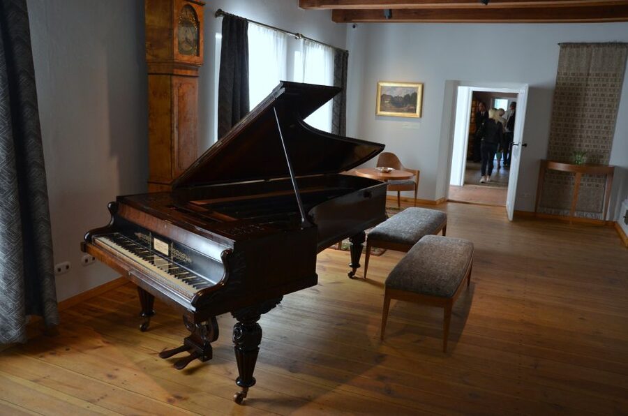 From Warsaw: Tour to Chopin's Birthplace - Żelazowa Wola - Brochów’s Church of Saint John the Baptist on the Bzura River