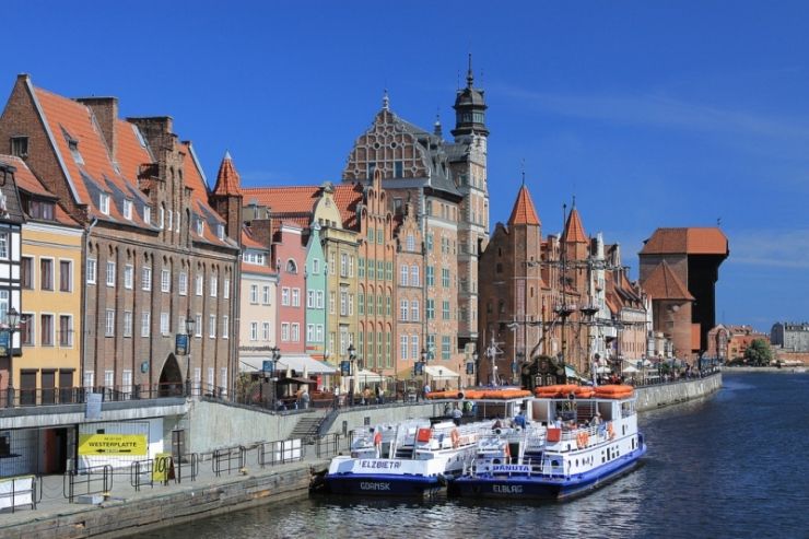From Warsaw: Tour to Malbork Castle and Gdansk or Sopot - Why Malbork Castle Is the Main Event from Warsaw