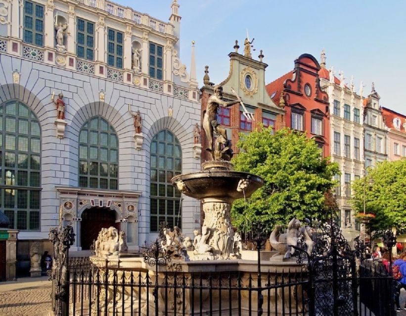 From Warsaw: Tour to Malbork Castle and Gdansk or Sopot - Lunch Break That Doesn’t Feel Like a Detour