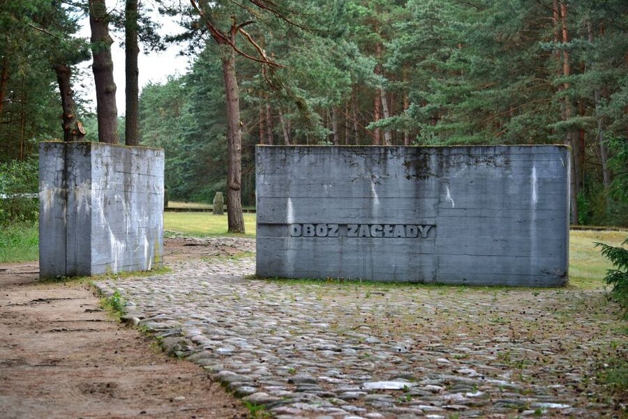 From Warsaw: Treblinka Extermination Camp Private Tour - Getting there and back: private comfort, simple timing, real value