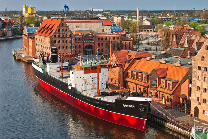 Gdansk and Malbork Castle Small Group Tour from Warsaw with Lunch - Warsaw pickup and the long drive you should plan for