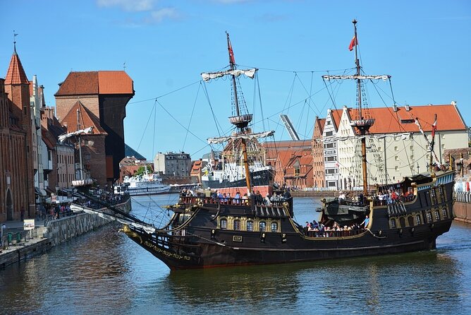 Gdansk and Malbork Castle Small Group Tour from Warsaw with Lunch - Gdansk after Malbork: Golden Gate, Long Market, and the Neptune’s Fountain view