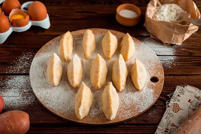 Half-Day Polish Food Walking Tour with Guide and Dinner - The vodka moment: shots, tastings, and how to handle it