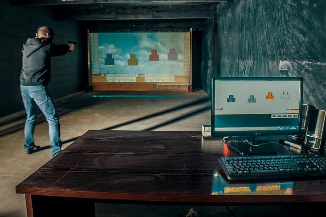 Indoor Shooting Range in Warszawa - What to Expect on Arrival: The Real Shape of the 45 Minutes