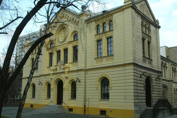 Jewish Warsaw - Why a 3-hour Jewish Warsaw walk is great value