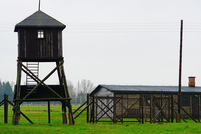 Majdanek Concentration Camp & Lublin Full Day Private Tour from Warsaw - Private Pickup and an Air-Conditioned Ride: The Value Hidden in the Start