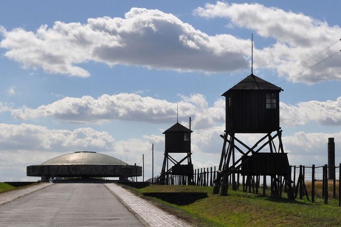 Majdanek - German camp from II World War - Private Tour - 1 DAY TRIP FROM WARSAW - Inside the museum: what you’ll see in the 4-hour guided visit