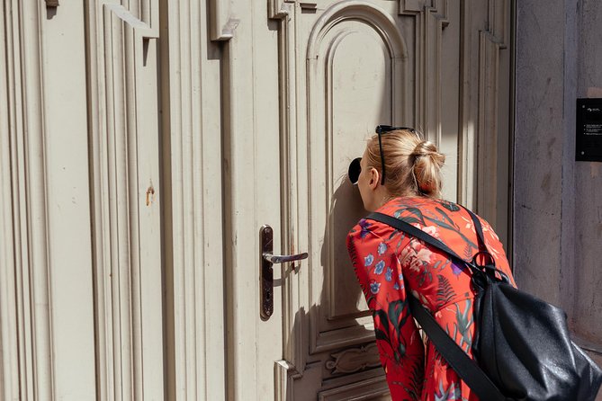 Off the Beaten Track in Warsaw: Private City Tour - The Praga route in 2.5 hours: a smart, walk-and-look plan