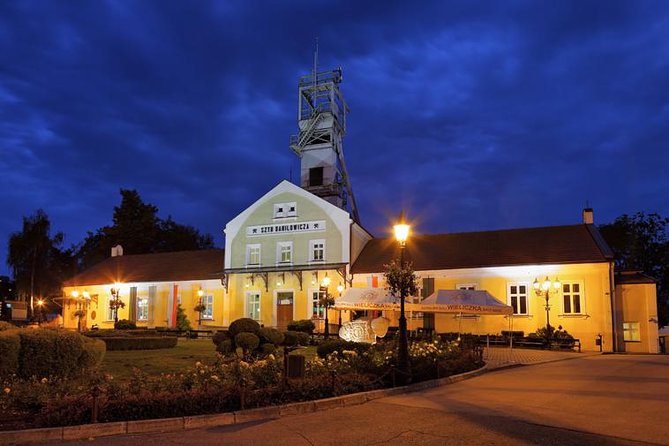 One day Cracow and Wieliczka Salt Mine private tour from Warsaw - Morning start: 6:00 am pickup from central Warsaw