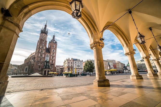 One day Cracow and Wieliczka Salt Mine private tour from Warsaw - Kazimierz: one hour in the former Jewish district, UNESCO included
