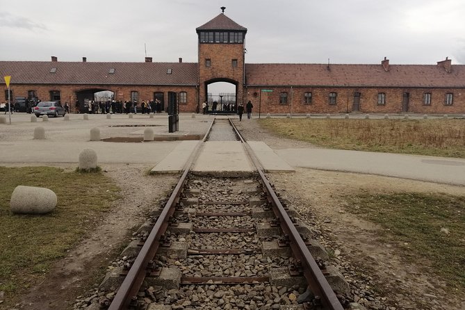 One Day Tour to Auschwitz-Birkenau from Warsaw by Car - Hotel pickup and the drive: comfort, stops, and early mornings