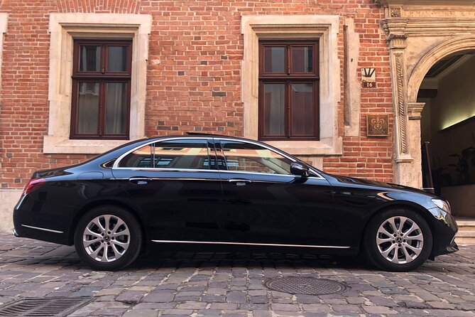 One day tour to Auschwitz-Birkenau & Salt Mine from Warsaw with private driver - How group sizes and headsets shape your experience