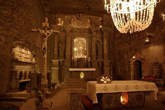 One day tour to Auschwitz-Birkenau & Salt Mine from Warsaw with private driver - Hotel pickup in Warsaw: the real value of private luxury transport