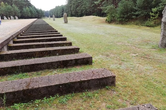 Private half-day tour to Treblinka with hotel pickup - Stop 1: POLIN Museum and Warsaw Ghetto liquidation context