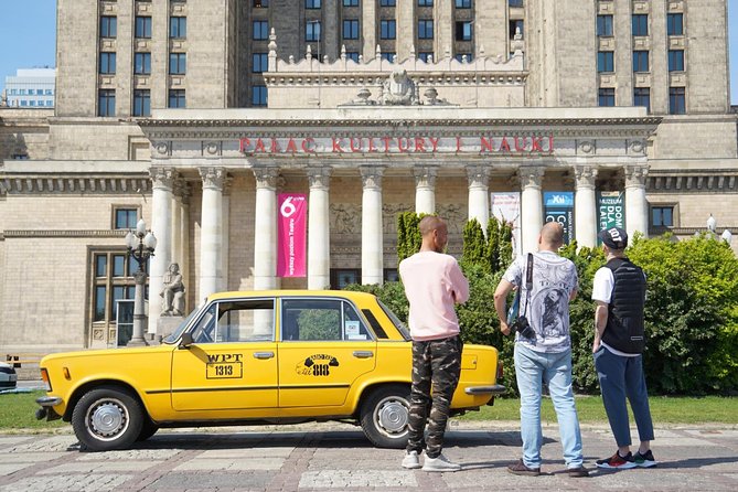 Private Historical Tour of Warsaw by a Retro Fiat with Pickup - Castle Square, Sigismund III Vasa, and the Royal Route Feel