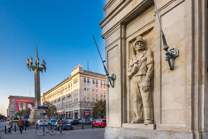 Private Tour: Warsaw's Communist History by Retro Fiat - Stop 5: Praga Polnoc and what survived into the postwar era