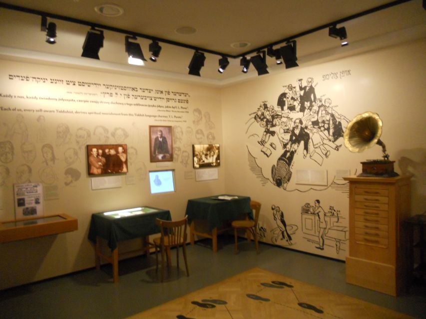 Skip-the-Line Polin Museum Warsaw Jewish History Tour - Timing and logistics that matter on the ground