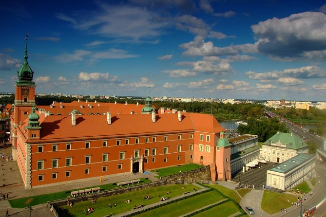 Skip-the-Line Warsaw Royal Castle Private Guided Tour - Old Town Street-Level Orientation: From Gothic Alleys to King Sigismund’s Square