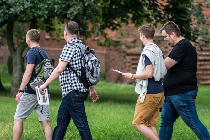 Undercover City Games: Warsaw - Spy tasks and puzzles: the “fun first” way to learn history