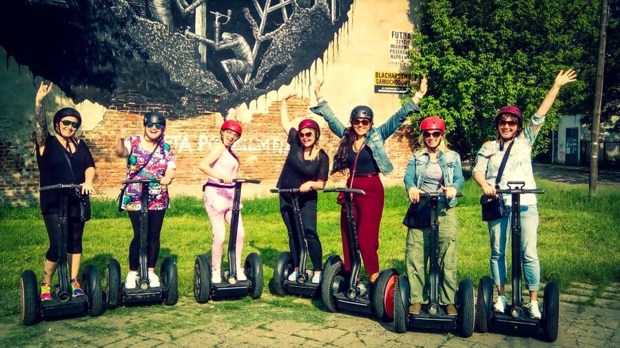 Warsaw: 2-Hour Guided Segway Tour - Studio Streets and Creative Courtyards: What Makes Praga Feel Different