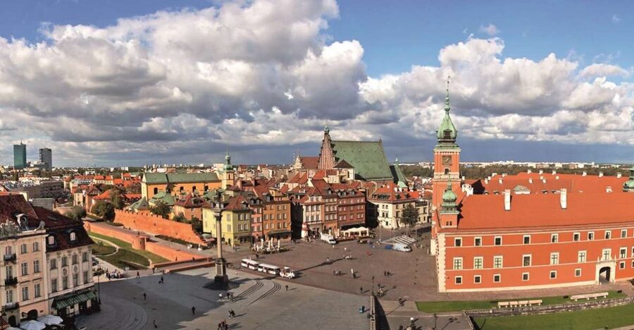 Warsaw: 2-Hour Old Town Walking Tour - St. John’s Cathedral and the war-front church story