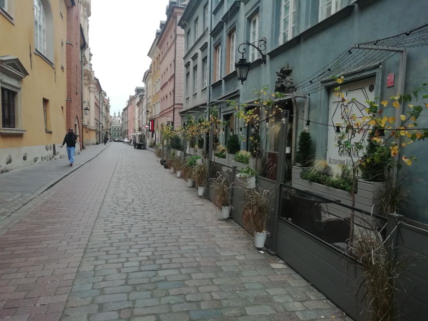 Warsaw: 2-Hour Old Town Walking Tour - Canaletto’s paintings: art as a rebuilding tool