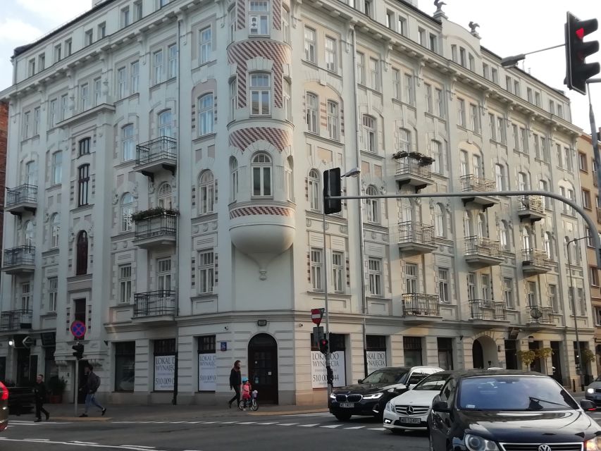Warsaw: 2-Hour Praga Walking Tour - The Orthodox church and the Jewish spaces it replaced
