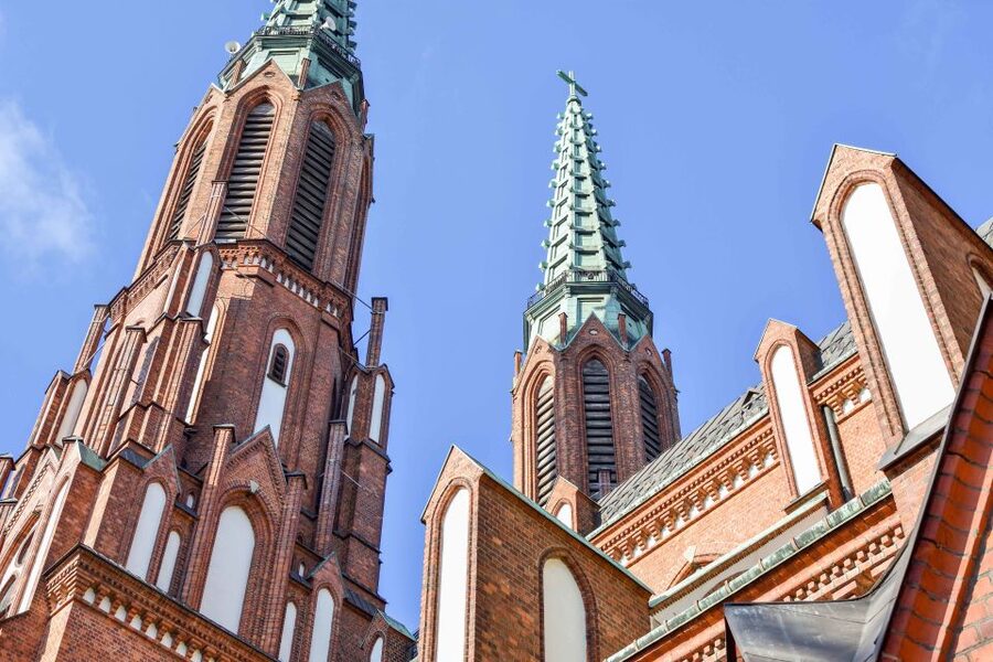 Warsaw: 2-Hour Praga Walking Tour - Roman Polanski’s The Pianist: spotting film-linked streets