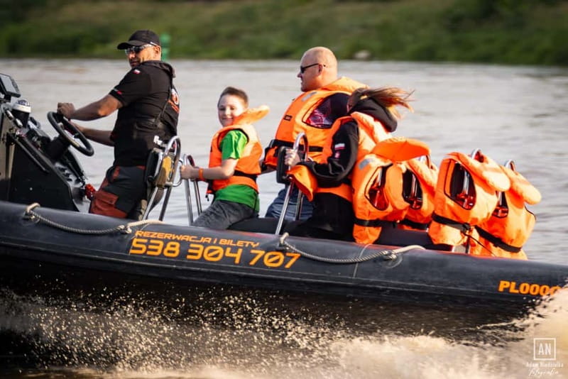 Warsaw: Adrenaline Ride on the Vistula River (Wisła) - Entering The Ride: What Makes This Warsaw Experience Special