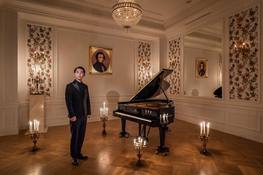 Warsaw: Candlelight Concert at Fryderyk Concert Hall - A candlelit hall in Warsaw: what this experience really feels like