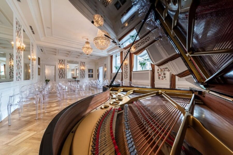 Warsaw: Chopin Concert Ticket With Glass of Champagne - Champagne intermission and Chopin stories you can actually use