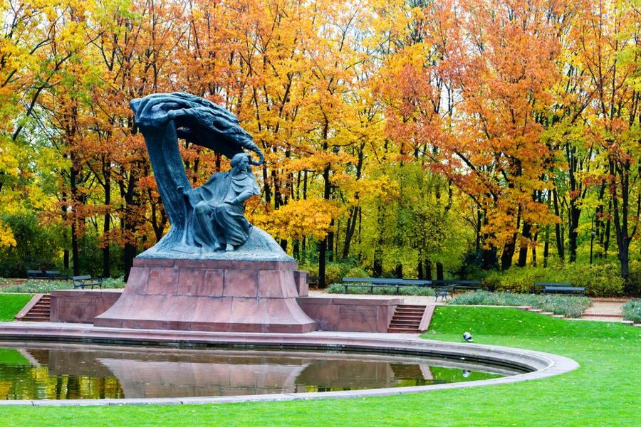 Warsaw: City Highlights Tour with hotel Pick up /Drop Off - Getting picked up smoothly and meeting your guide