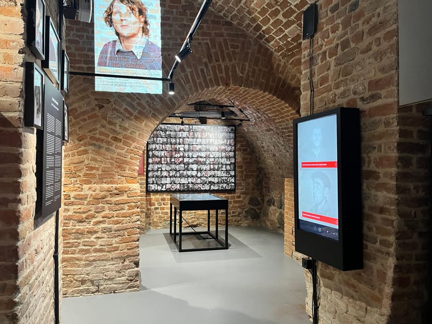 Warsaw: Cold War Museum Entry Ticket - VR Secret-Agent Games: Playing the Cold War (Three Times)