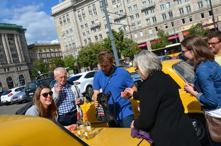Warsaw Communism Private Tour in a Retro Fiat - Muranów housing and the former Ghetto: Architecture as memory