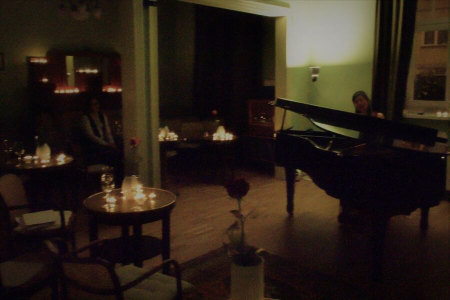 Warsaw Concert: Chopin – Painted by Candlelights with Wine - Who this fits best (and who might prefer something else)
