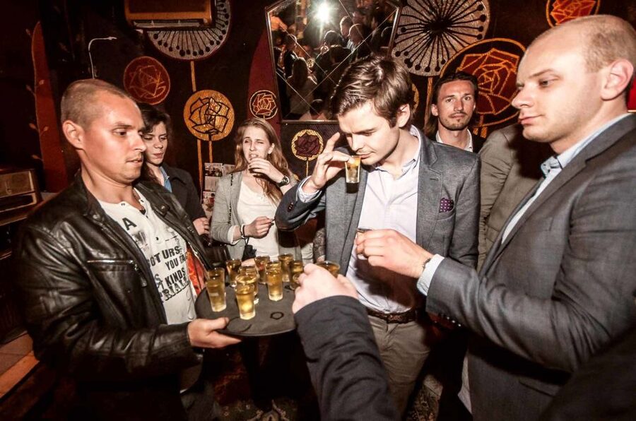 Warsaw: Evening History and Pubs Tour by Retro Minibus - Price and Value: What You’re Actually Paying For