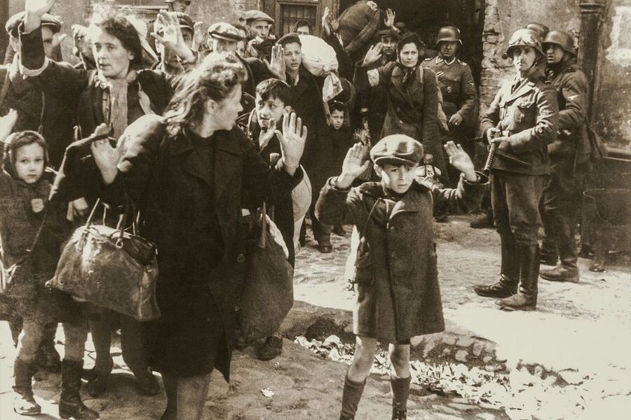 Warsaw: Ghetto, Jewish Cemetery & POLIN Museum Private Tour - Boundary markers, heroes, and Mila 18: the story behind the stops