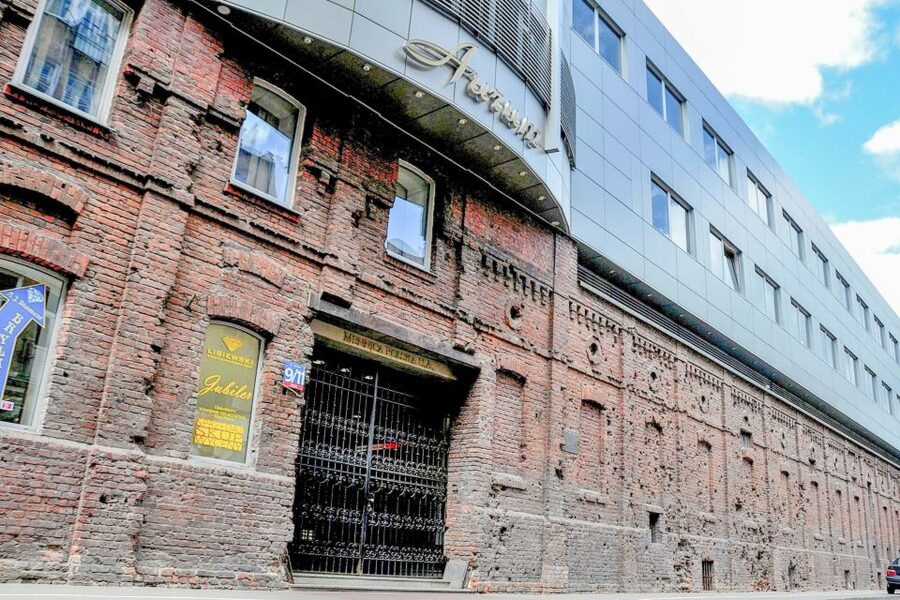 Warsaw: Ghetto, Jewish Cemetery & POLIN Museum Private Tour - Muranów’s Old Jewish Cemetery: why it deserves more time