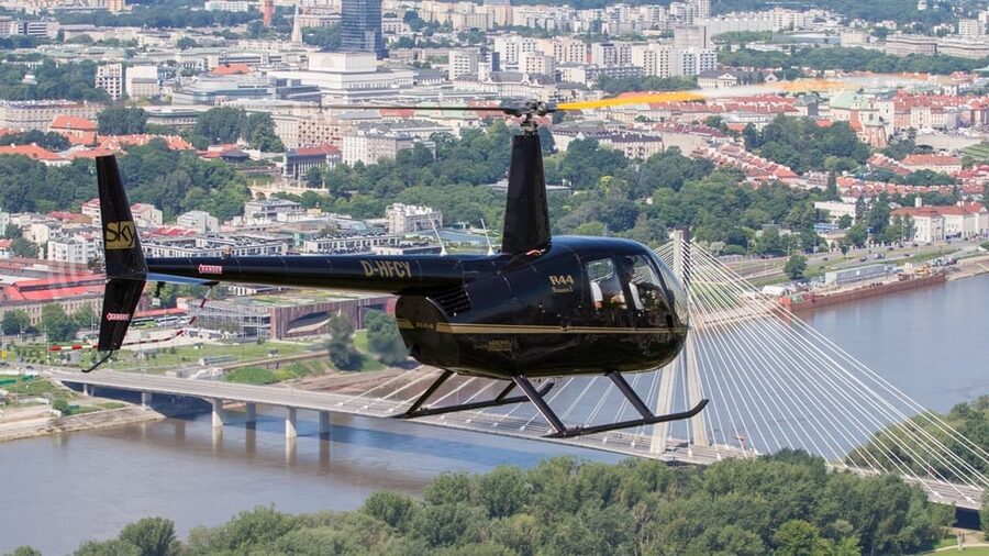 Warsaw: Helicopter Private Tour - The 30-Minute History Talk: How the Guide Helps You Read Warsaw