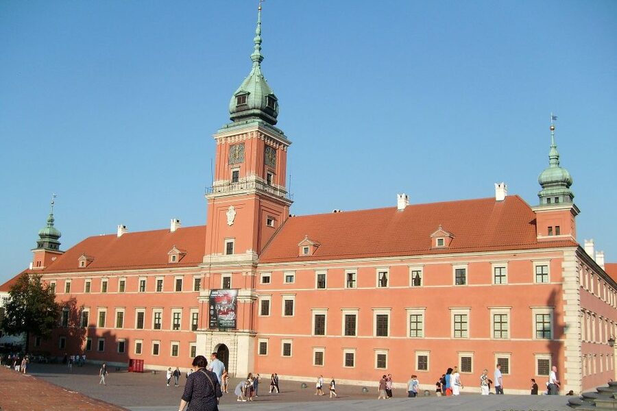 Warsaw: Highlights of Old & New Town Private Guided Tour - Languages and guide quality: what to look for